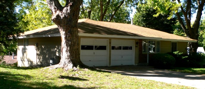Lincoln, Nebraska 1811 E Bermuda Dr