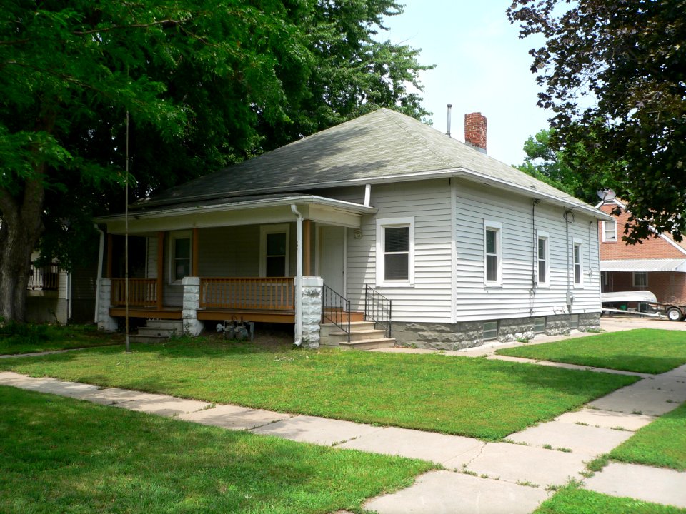 Lincoln, Nebraska 144 B Street