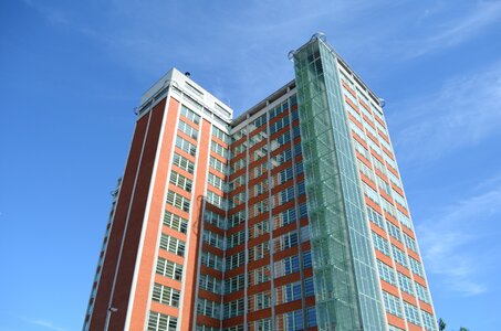 Skyscraper 21 bata