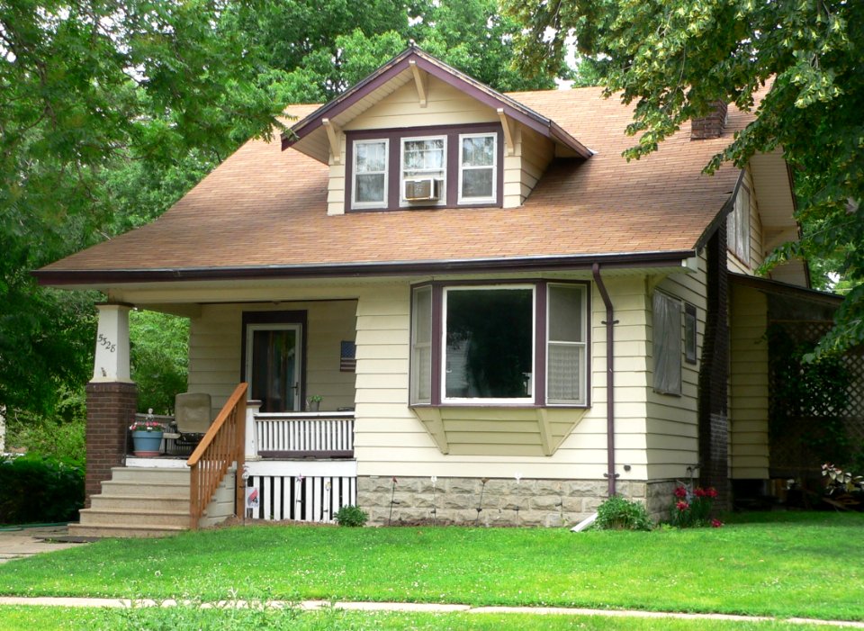 Lincoln, Nebraska 5328 Walker Ave