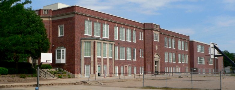Lincoln, Nebraska Sheridan Elementary from SE 1