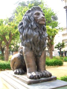 Linares - Monumento a los Marqueses de Linares (Jardines de Santa Margarita) 2
