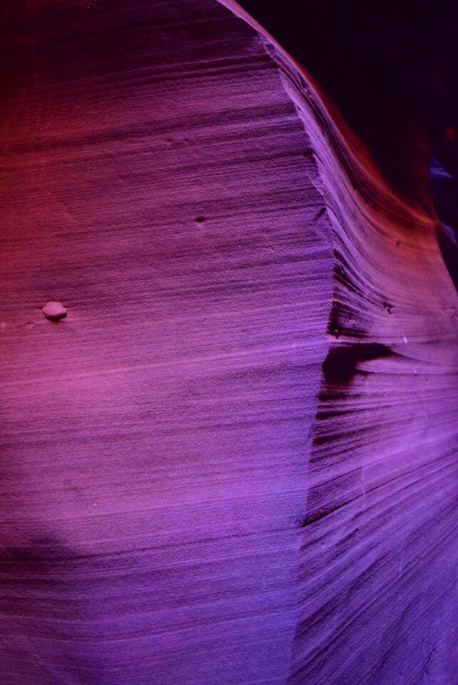 Linear flow antelope canyon mysterious
