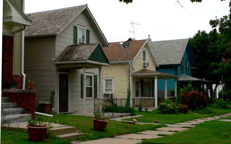 Lincoln, Nebraska 737-735-727 C Street
