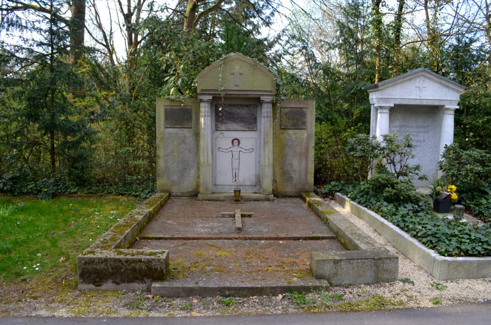 Limburg, Hauptfriedhof, Grab Reuter