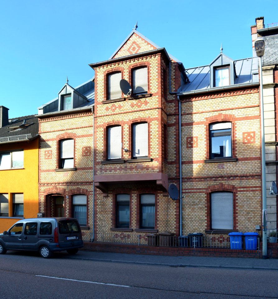 Limburg, Frankfurter Straße 59