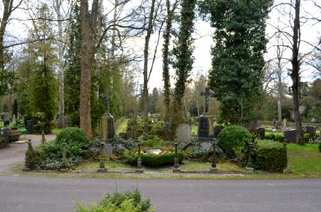 Limburg, Hauptfriedhof, Grab Brühl photo