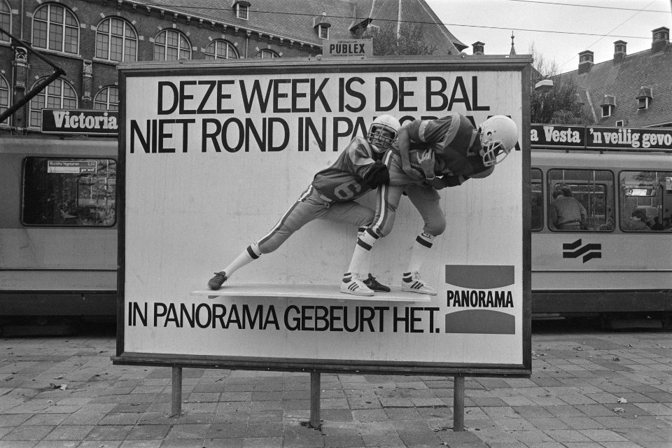 Levende reclame voor Panorama aan Mauritskade te Amsterdam, Bestanddeelnr 933-8040