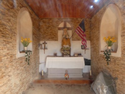 Leyrieu - Chapelle Notre-Dame-de-la-Salette - Intérieur 02