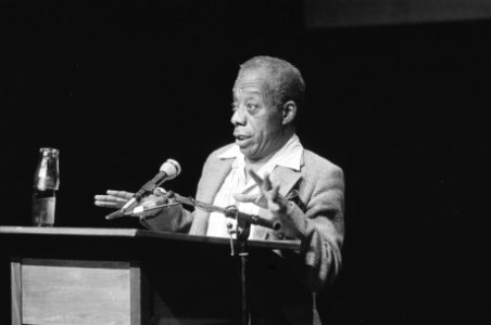 Lezing James Baldwin in de serie Another Window on the World in de Bali in Amste, Bestanddeelnr 933-1681