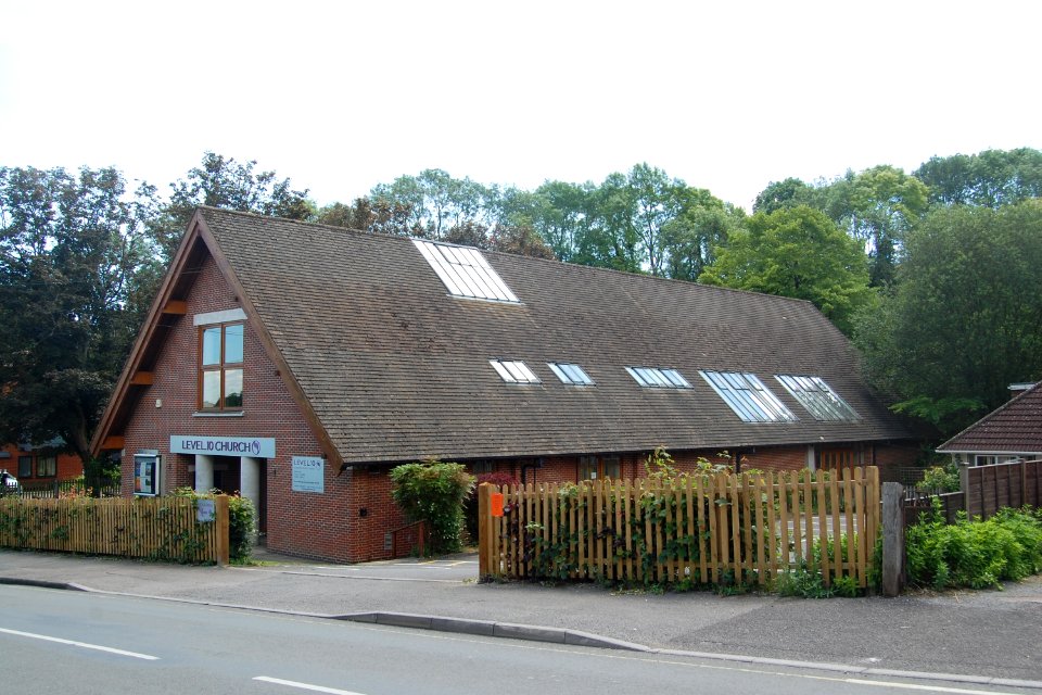 Level 10 Church, Stanmore Lane, Stanmore, Winchester (June 2019) (3)