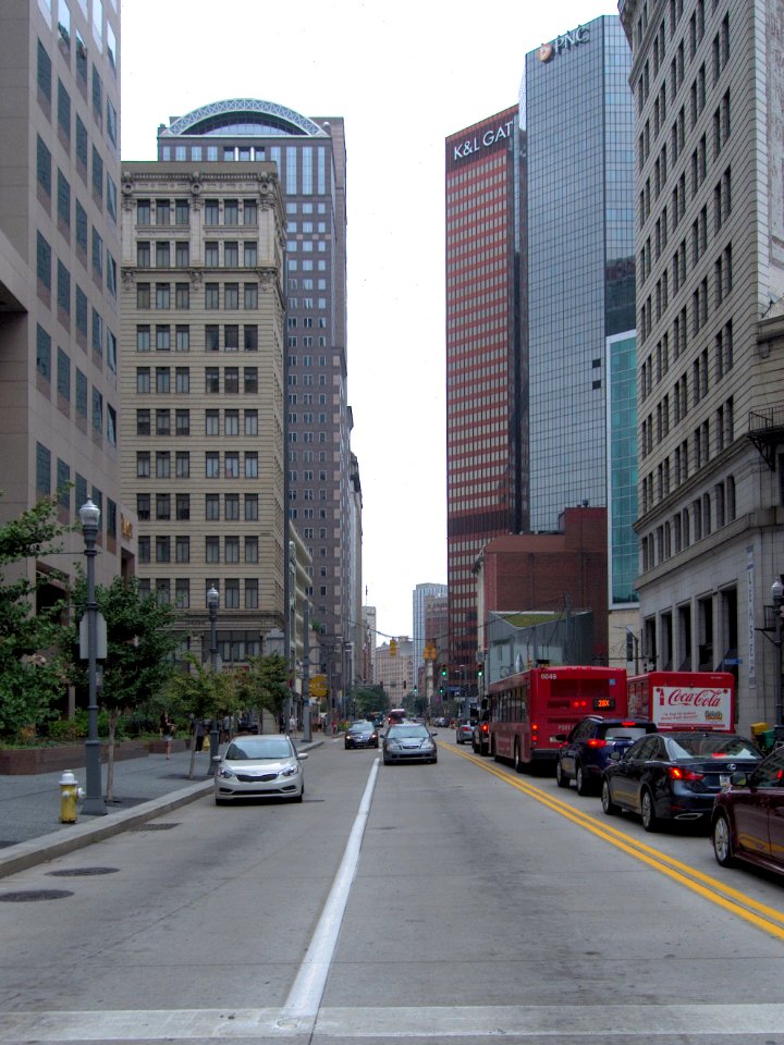 Liberty Avenue, Pittsburgh, 2015-09-10, 01