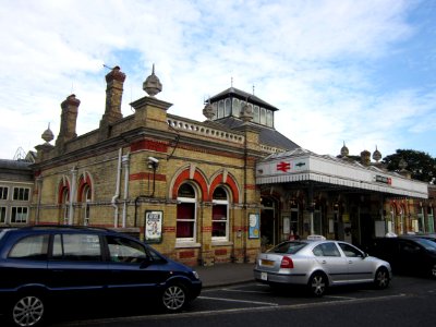 Lewes railway station