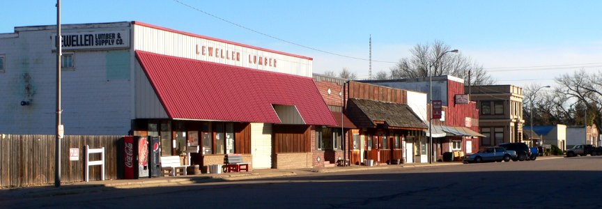 Lewellen, Nebraska Main from US26 E side 1