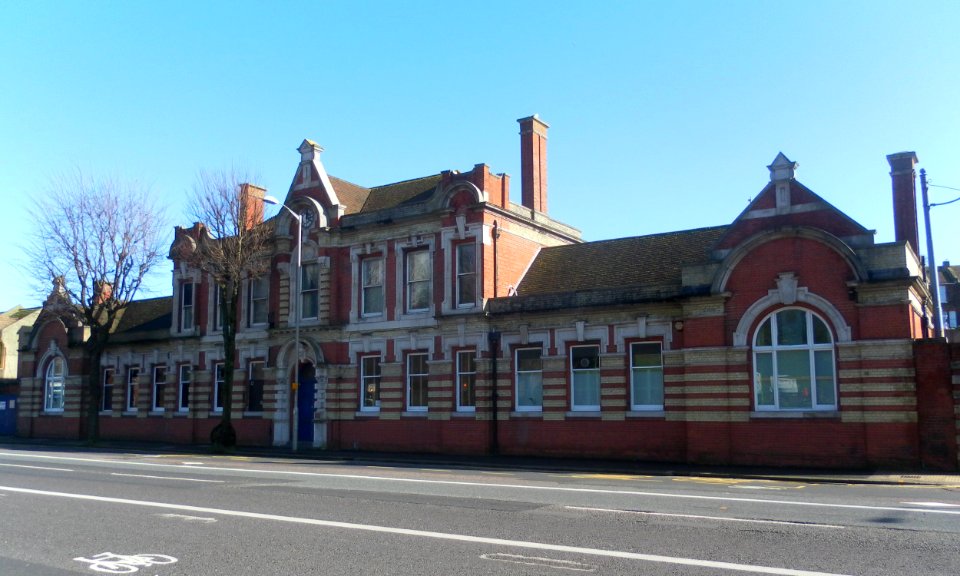 Lewes Road Bus Garage (Original Building), Brighton (February 2014) (1)