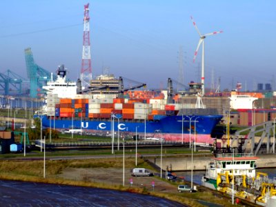 Libra Santa Catarina at Berendrecht lock, Antwerp, Belgium