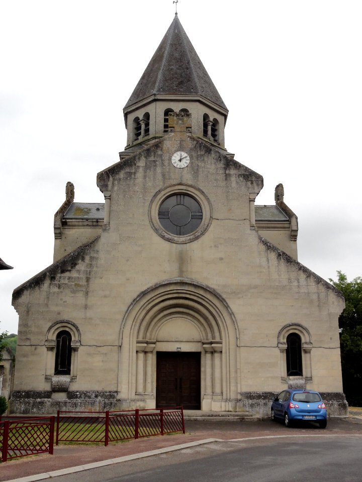 Leuilly-sous-Coucy (Aisne) église (01)