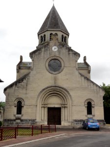 Leuilly-sous-Coucy (Aisne) église (01)