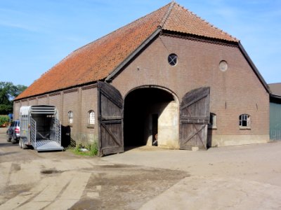 Leur (Wijchen) Rijksmonument 523588 't Hof Leurseweg 5 grote schuur