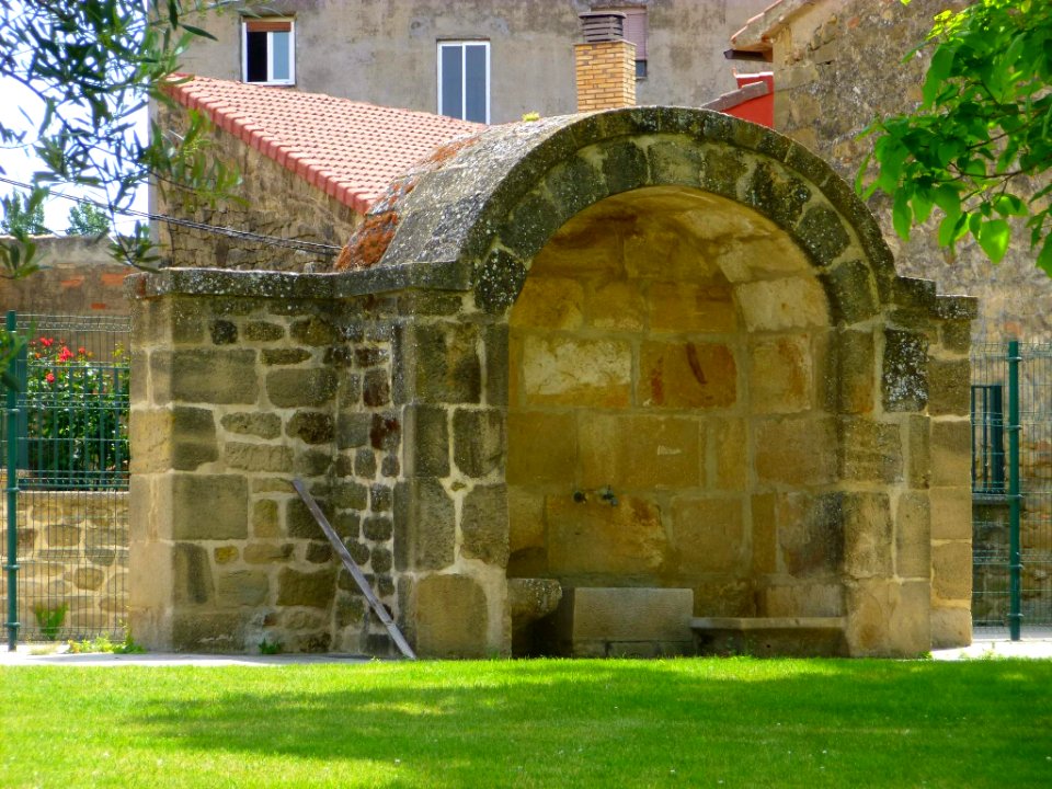 Leza - fuente 2
