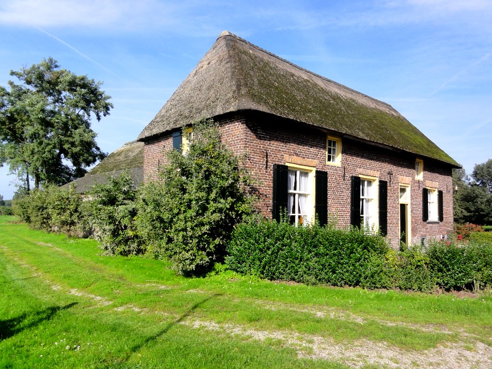 Leur (Wijchen) Rijksmonument 9325 Van Balverenlaan 5