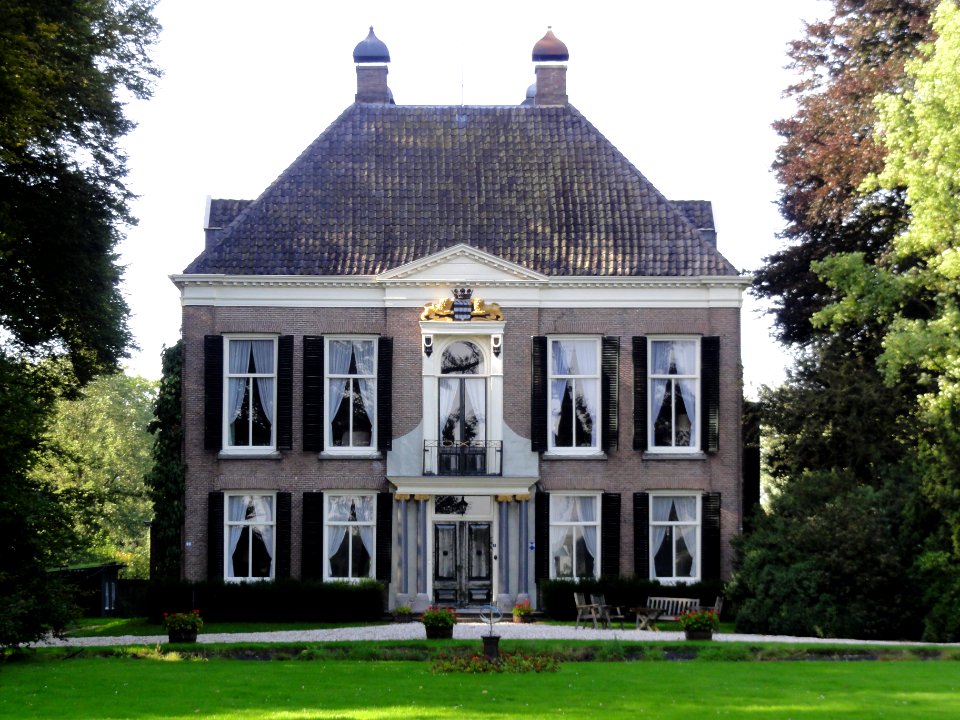 Leur (Wijchen) Rijksmonument 9314 Huis te Leur Van Balverenlaan 8