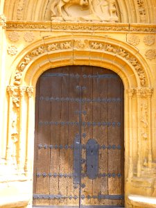 Leza - Iglesia de San Martín, portada 02
