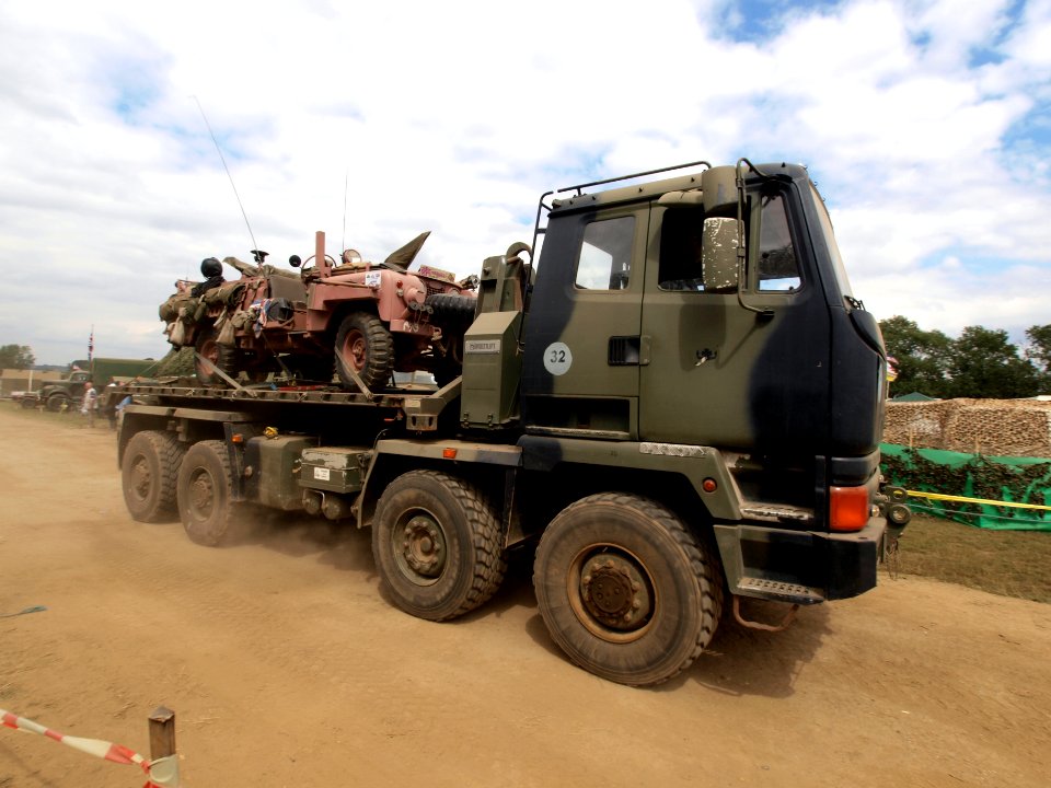 Leyland DAF DROPS Heavy Utility Truck (Demountable Rack Offload and Pickup System) pic8