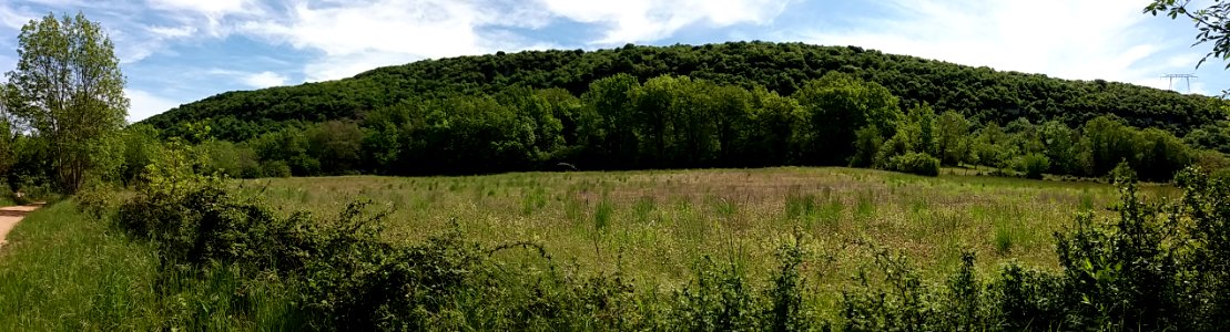 Leyrieu - Vue sur le plateau de l'Isle-Crémieu