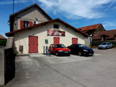 Leyrieu - Rue de la Mairie - Bibliothèque