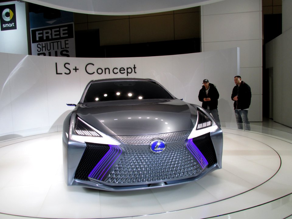 Lexus LS+ concept Toronto 02