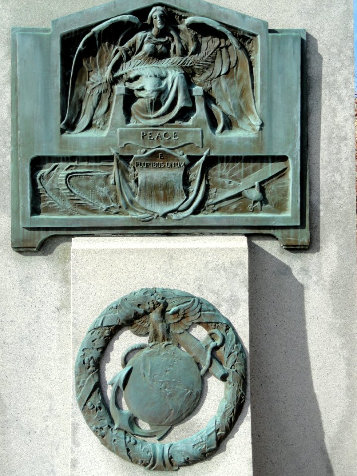 Lest We Forget detail - World War I Memorial - Marlborough, MA - DSC04379