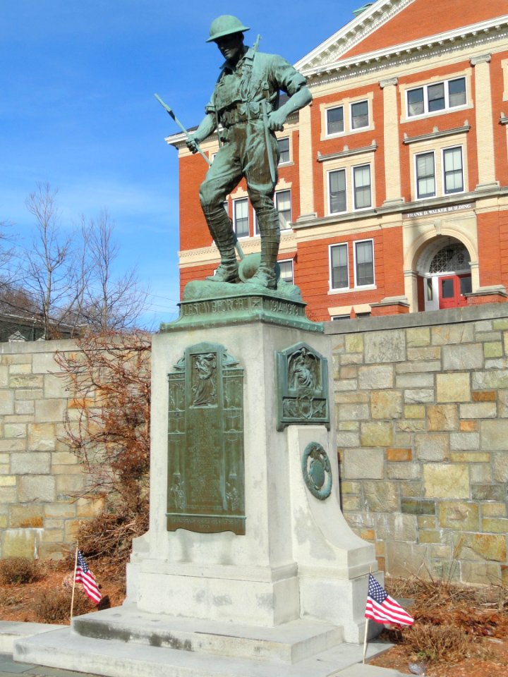 Lest We Forget - World War I Memorial - Marlborough, MA - DSC04375