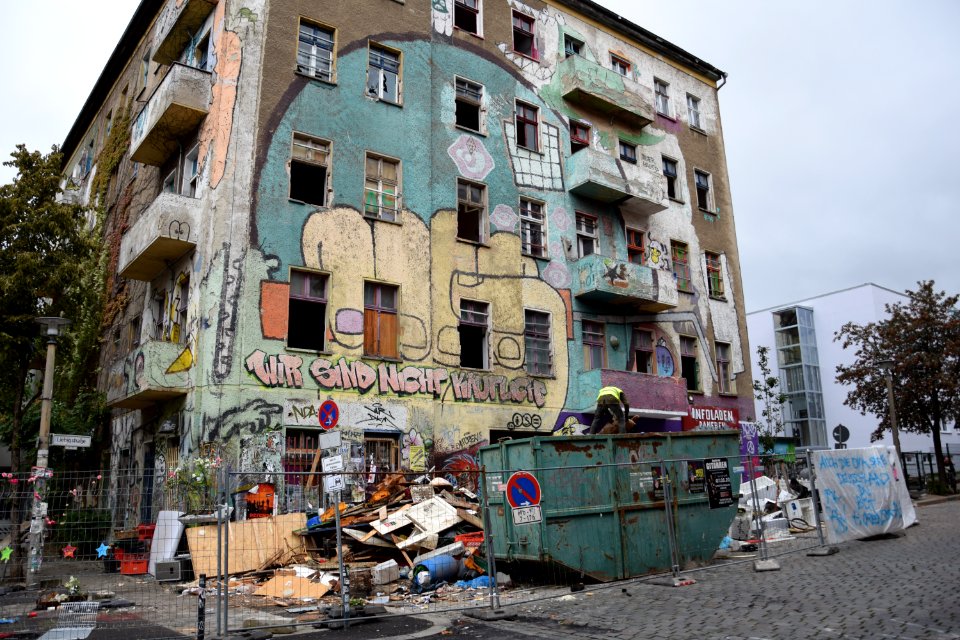 Liebigstraße 34 Mitte Oktober nach der Räumung (Berlin)
