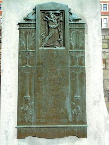 Lest We Forget detail - World War I Memorial - Marlborough, MA - DSC04377
