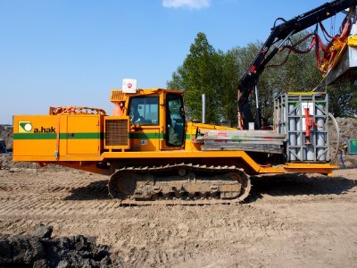 Liebherr SR714 welding tractor at Hoofddorp welding gaspipes, pict10