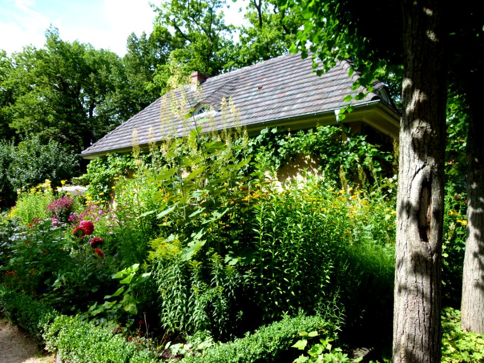 Liebermann-Villa - Blumengarten am Gärtnerhaus