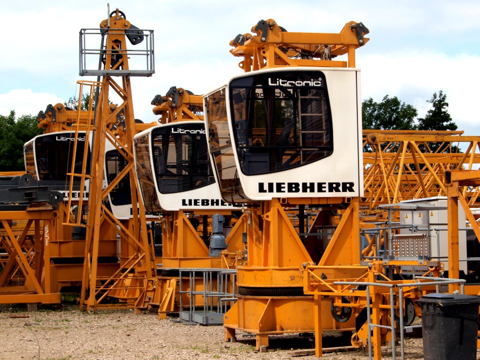 Liebherr Litronic cranecabin