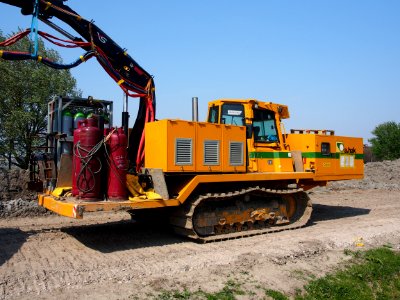 Liebherr SR714 welding tractor at Hoofddorp welding gaspipes, pic5