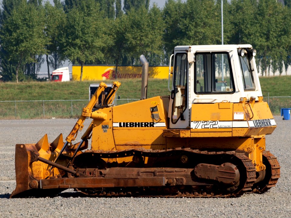 Liebherr 722 Litronic p2