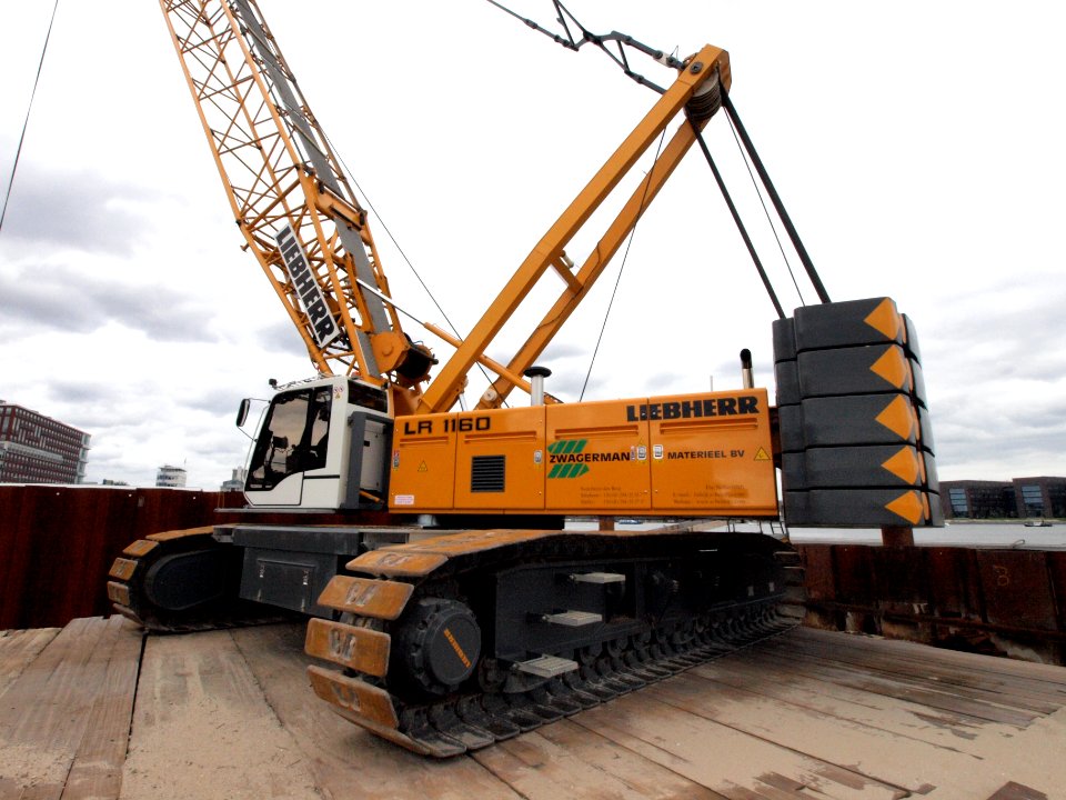 Liebherr LR 1160 pic3
