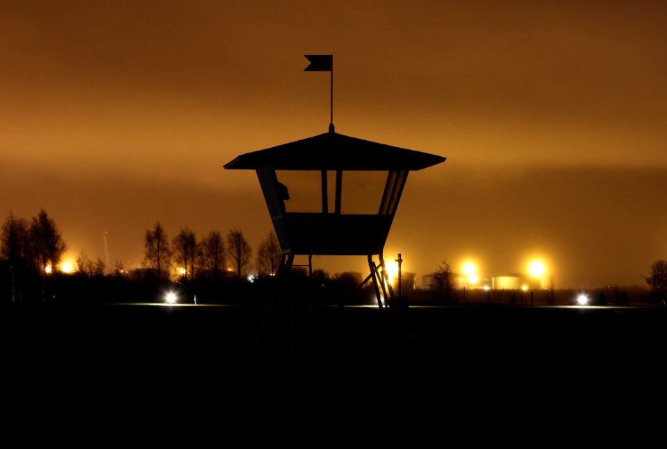 Lifeguard tower Nallikari Oulu 20131014