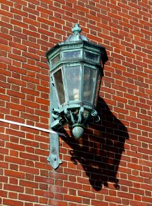 Light fixture - Arlington, MA - DSC03004