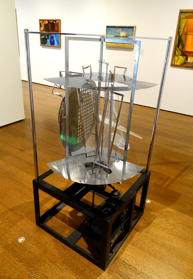 Light Prop for an Electric Stage (Light-Space Modulator) by Laszlo Moholy-Nagy, 1930 with later alterations, aluminum, steel, nickel-plated brass, etc, plastic, wood - Busch-Reisinger Museum - DSC01637