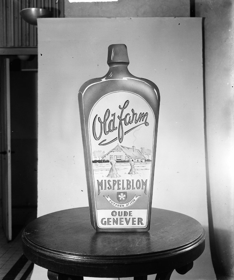 Lichtbakken Mispelblom Old Farm oude Genever, Bestanddeelnr 903-1130