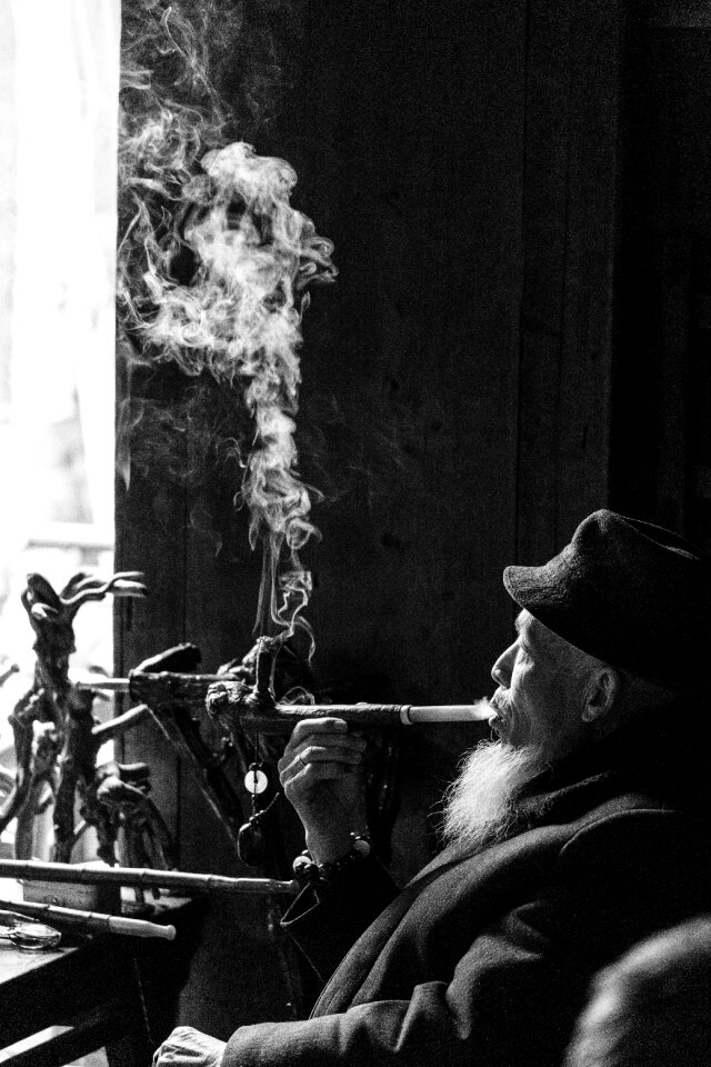 Tea house revolution comrade