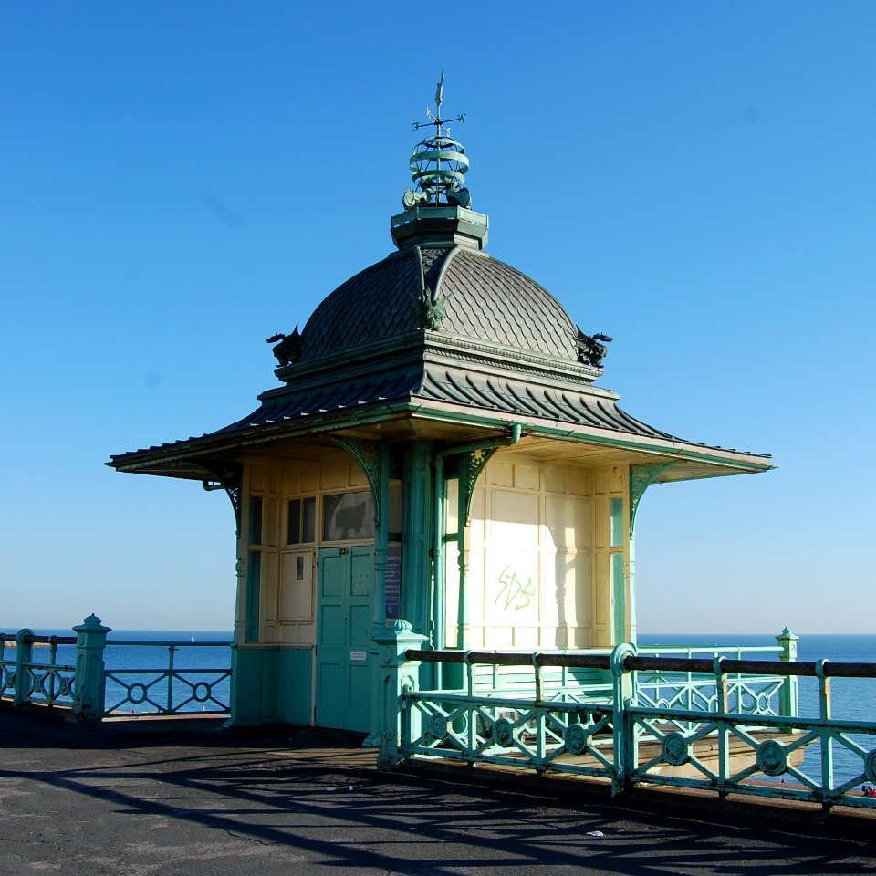 Lift Tower to Madeira Terrace, Brighton (NHLE Code 1381696) (September 2018)