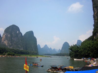 Li River and mountains in Yangshuo County, Guilin23