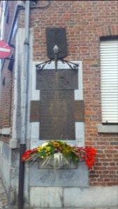 Liège-Memorial Au Peri-Rue Pierreuse