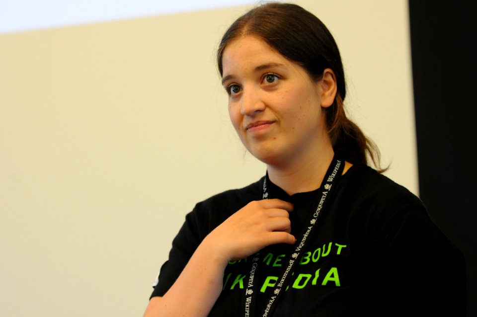 LiAnna Davis speaking at Wikipedia in Higher Education Summit